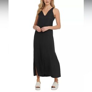 EUC DKNY Black Maxi Dress. 100% Linen. Size L
